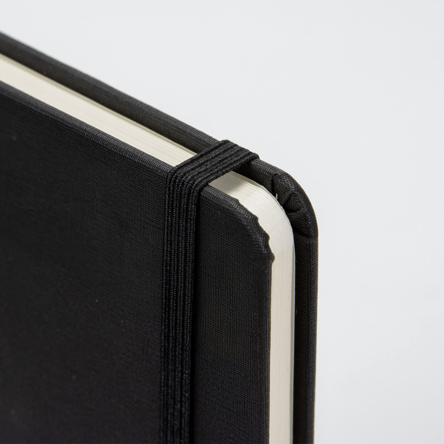 A4 Daily Diary - 2027