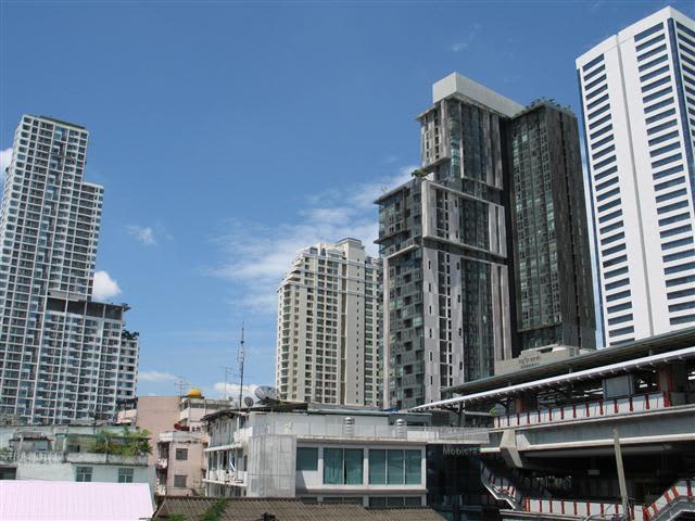 Ideo Q Phayathai