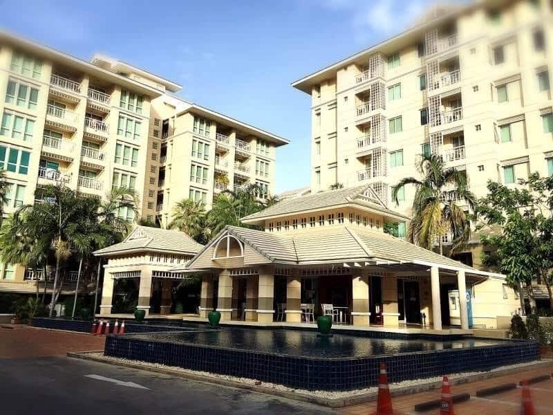 The Bangkok Narathiwas 14