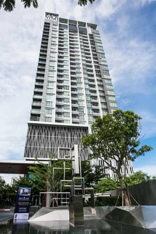Rhythm Sathorn-Narathiwas
