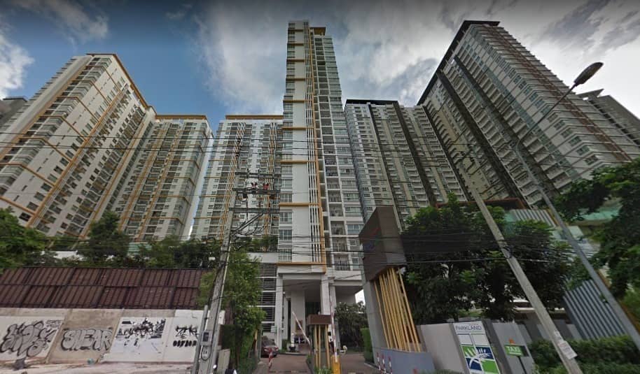 The Parkland Taksin-Thapra