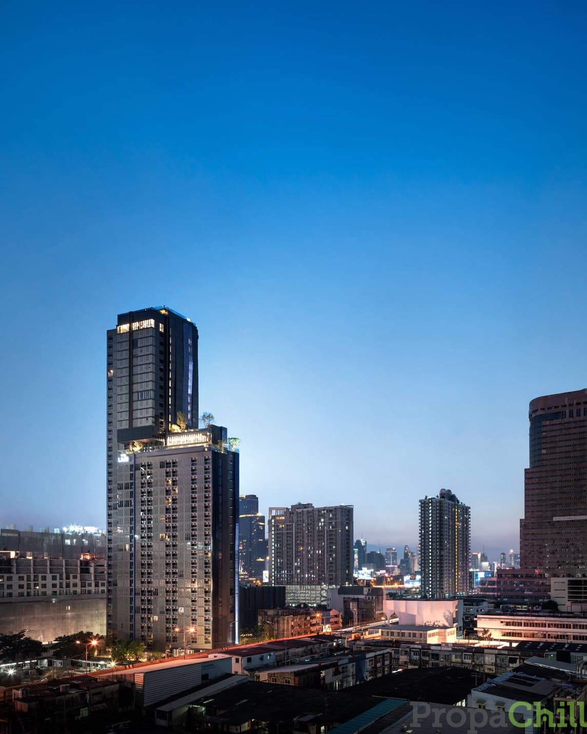 The Line Asoke – Ratchada (เดอะ ไลน์ อโศก-รัชดา)