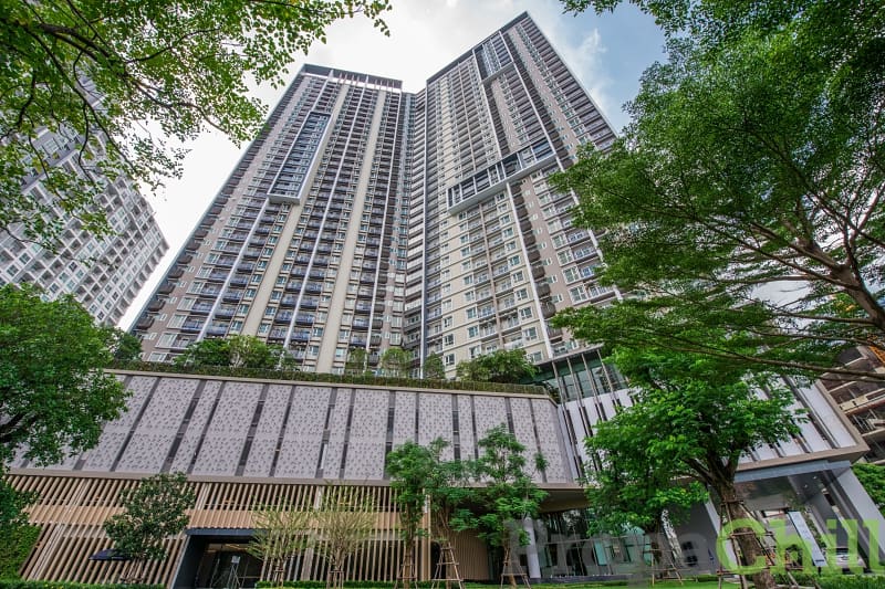 The Key Sathorn-Charoenrat
