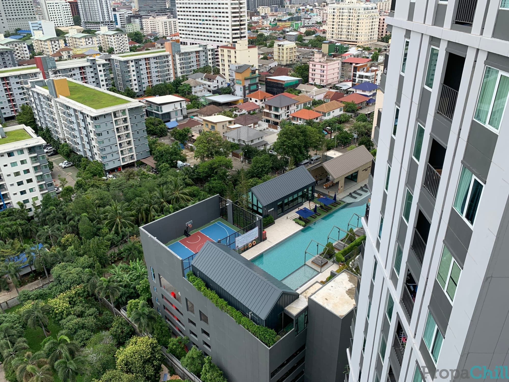Chapter One Eco Ratchada-Huaikwang