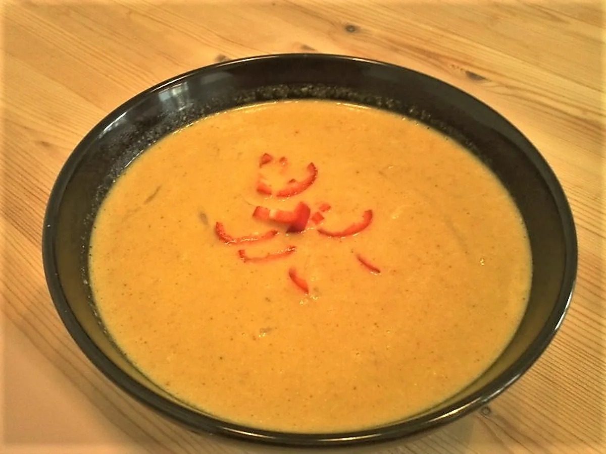 Orientalsk Karrysuppe m. kylling Orientalsk Karrysuppe m. kylling