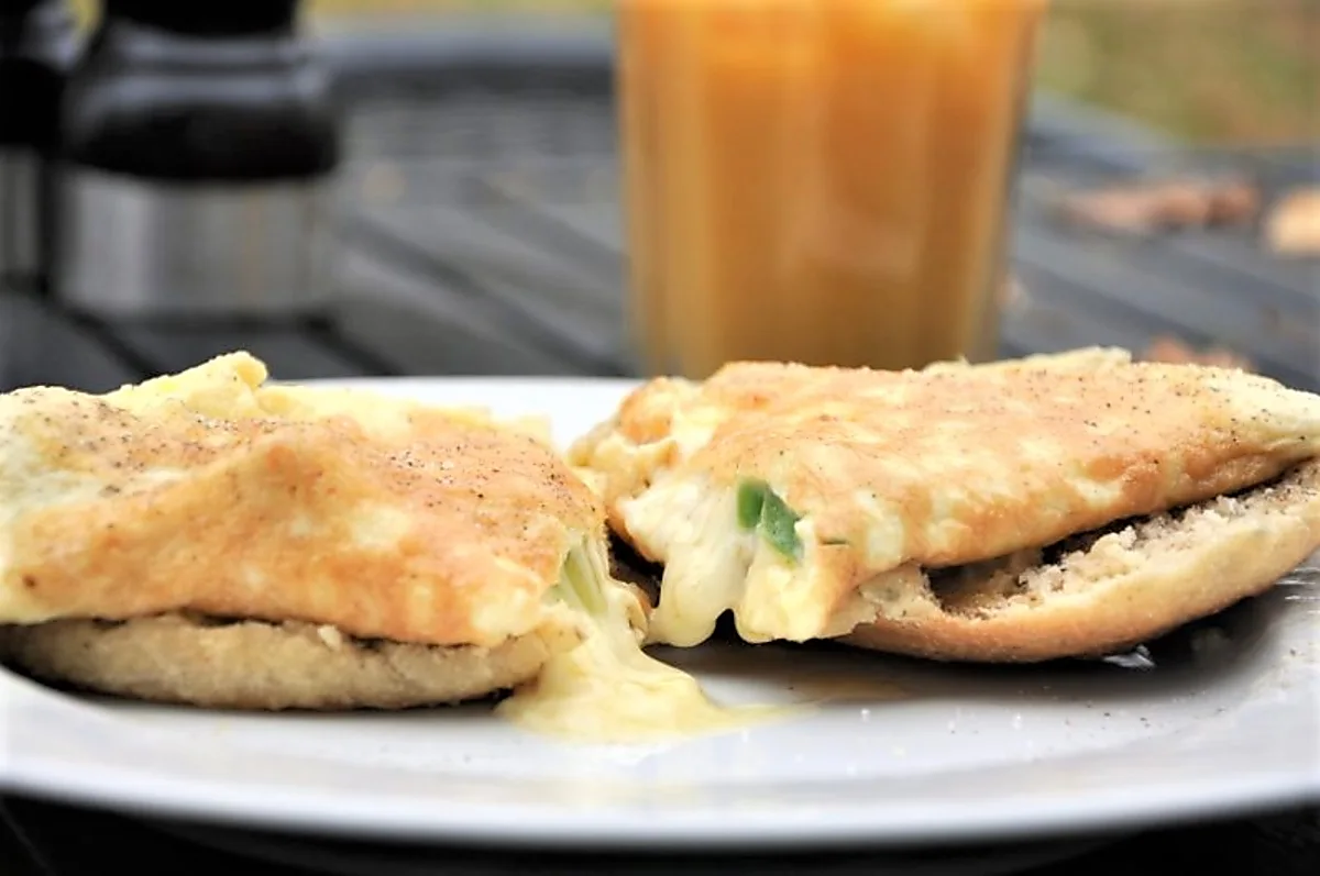 Den perfekte og lette omelet Den perfekte og lette omelet