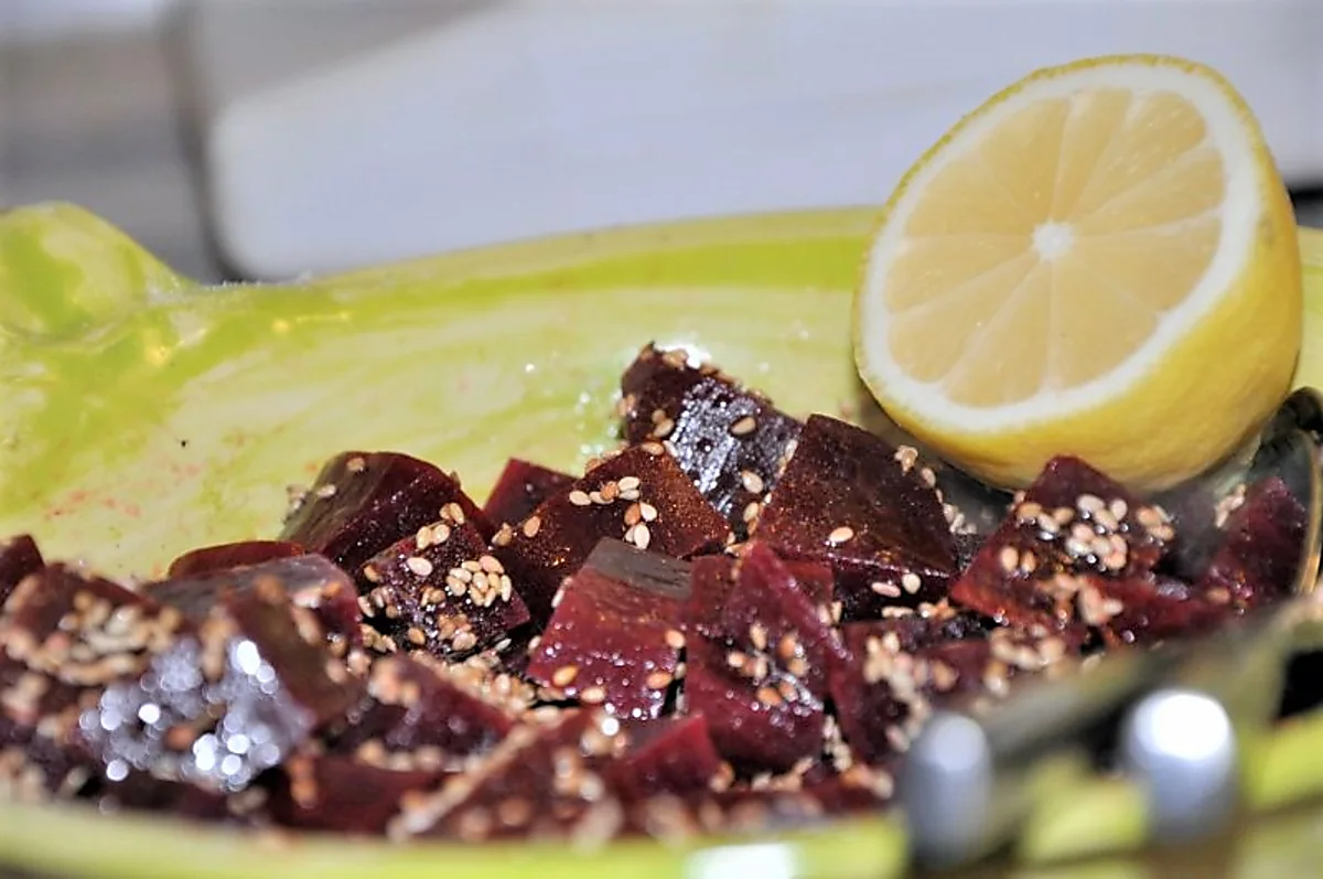 Rødbeder med sesam frø og citron Rødbeder med sesam frø og citron