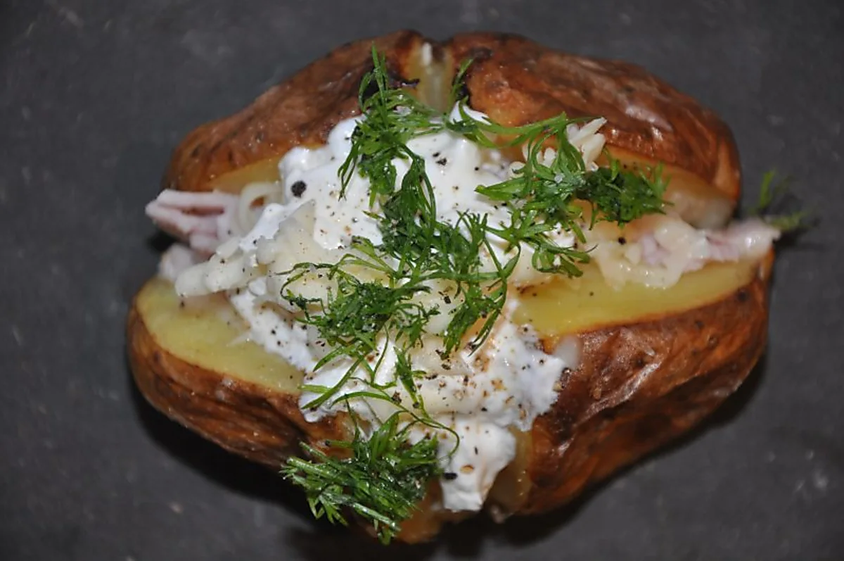 Bagte kartofler med fyld