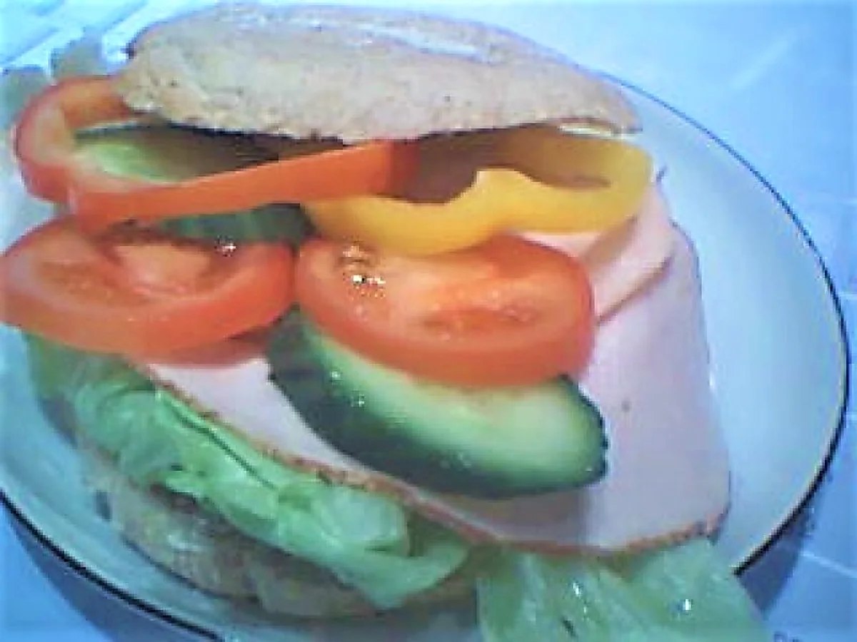 Frokostbolle Med Kalkunbryst & Grønt Frokostbolle Med Kalkunbryst & Grønt