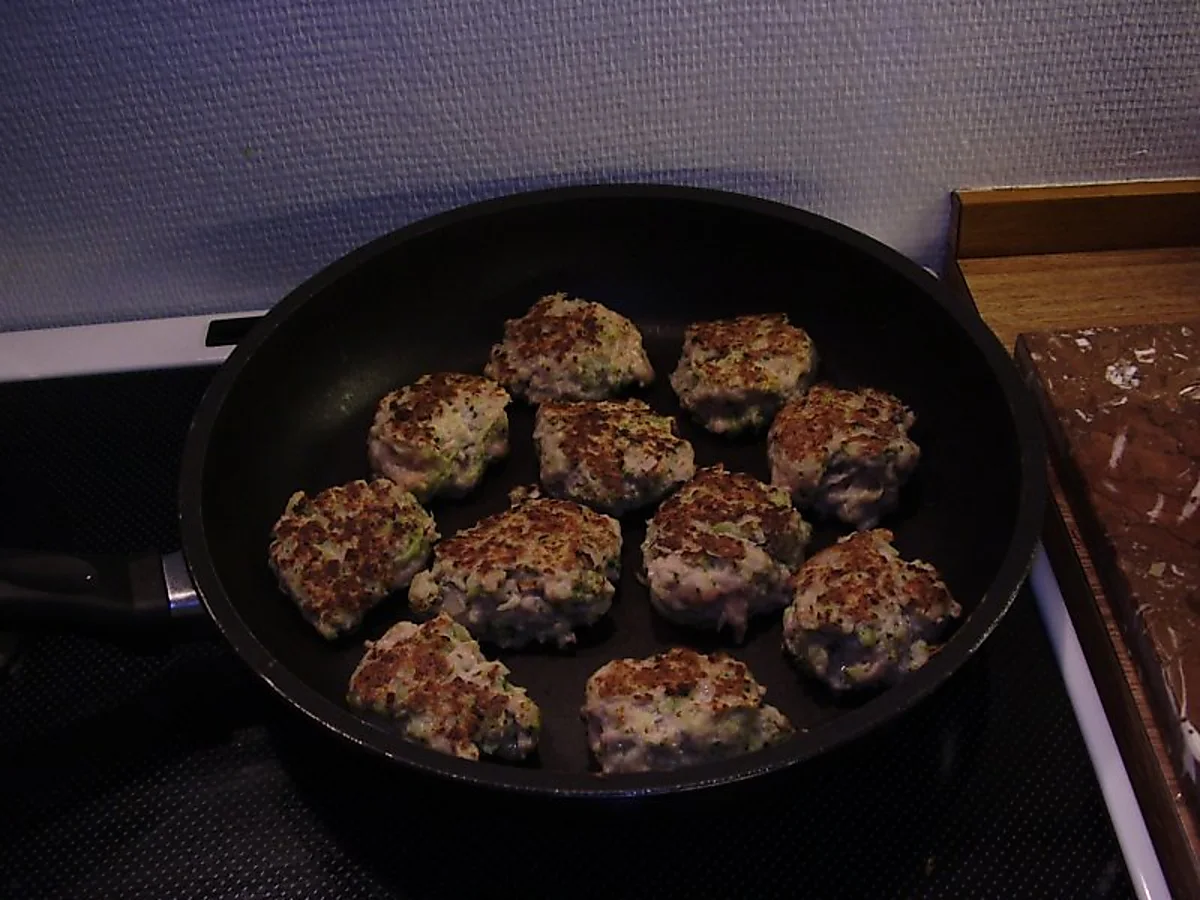 Broccolifrikadeller Broccolifrikadeller