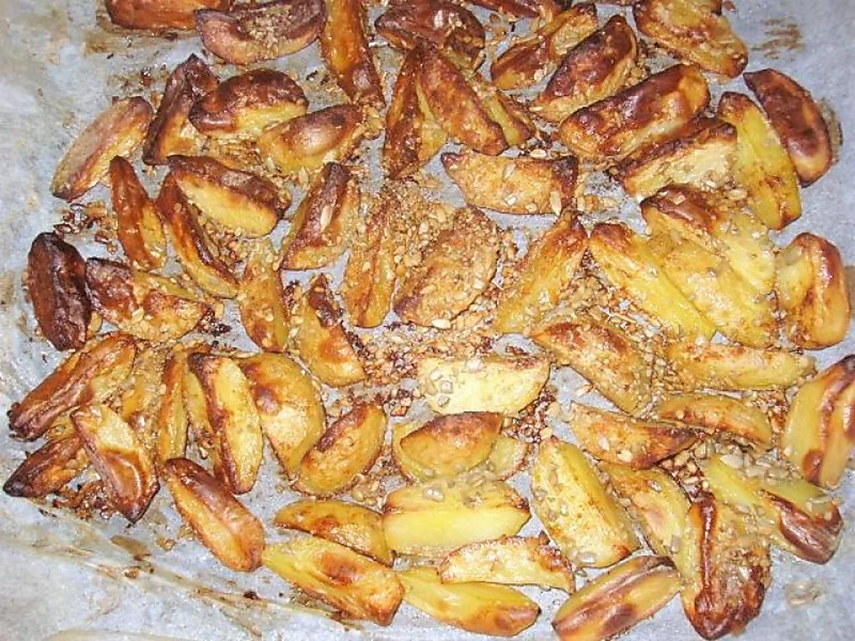 Kartofler i ovn med solsikkekerner og marinade Kartofler i ovn med solsikkekerner og marinade