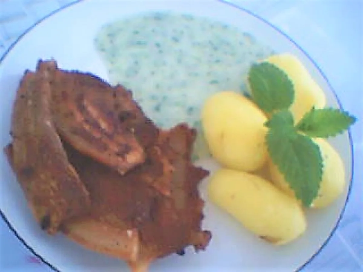 Stegtflæsk Med Kartofler & Persillesovs Stegtflæsk Med Kartofler & Persillesovs