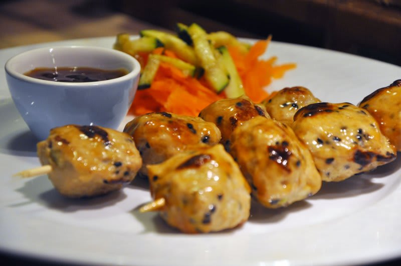 Kyllingesticks med Teriyakisauce a la Sticks n Sushi Kyllingesticks med Teriyakisauce a la Sticks n Sushi opskrift - Lækker hjemmelavet ret