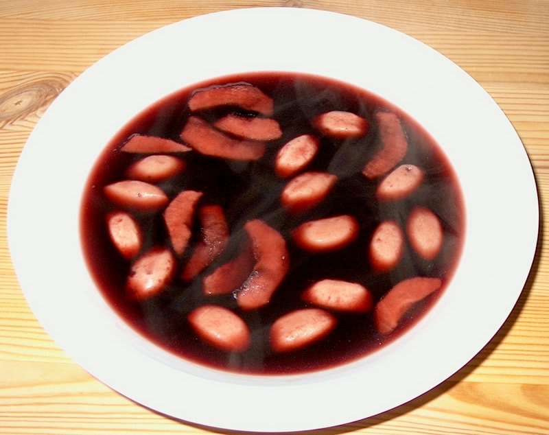 Hyldebærsuppe opskrift - Lækker hjemmelavet ret