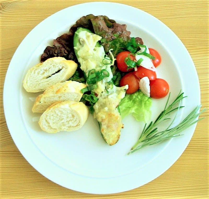 Ostegratinerede agurker Ostegratinerede agurker