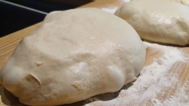 Hurtig pizzadej opskrift - Lækker hjemmelavet ret