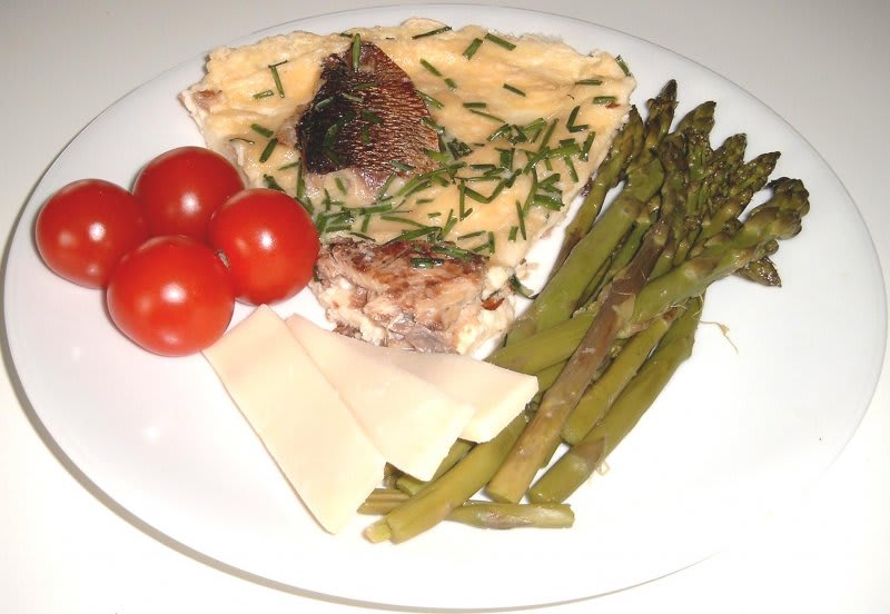 æggekage med kippers og asparges æggekage med kippers og asparges