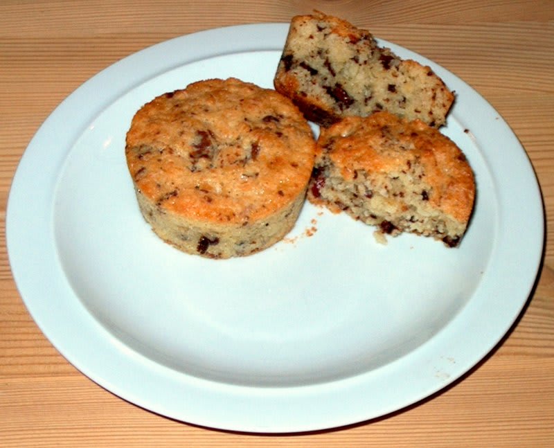 Muffins med kokos, chokolade og nødder opskrift - Lækker hjemmelavet ret