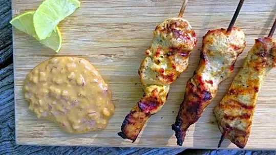 Kylling Satay med krydret peanuts sauce