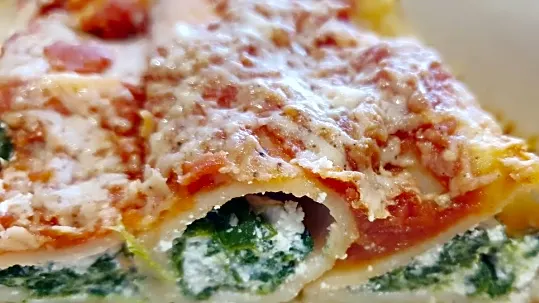 Cannelloni med ricottafyld