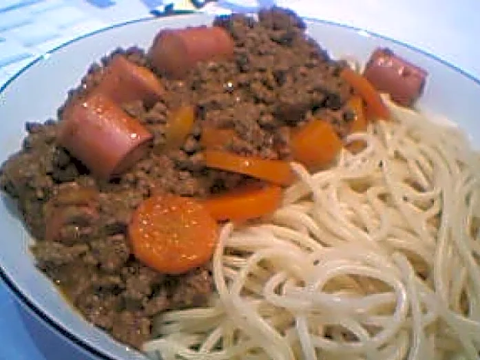 Kødsovs med Spaghetti