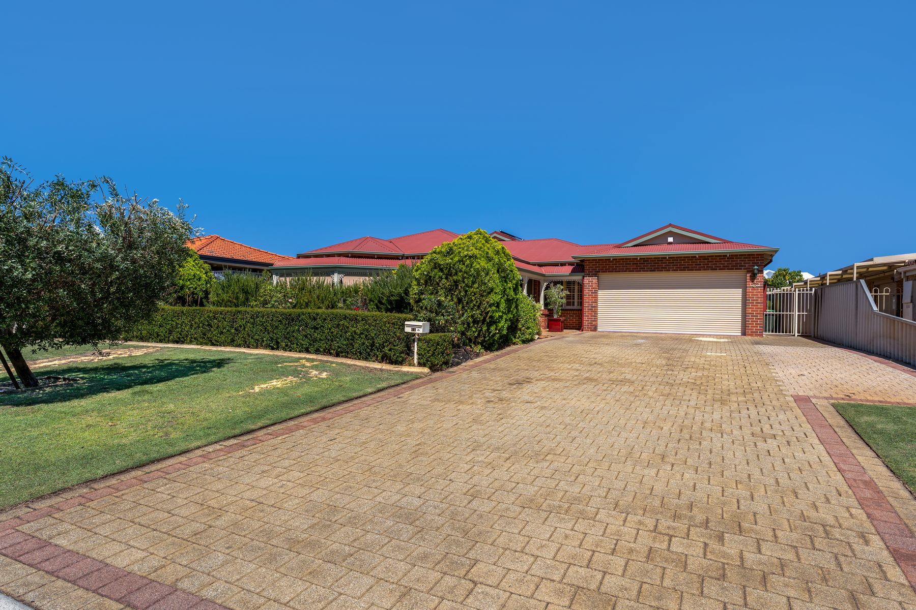 61 Sylvan Crescent, Leeming