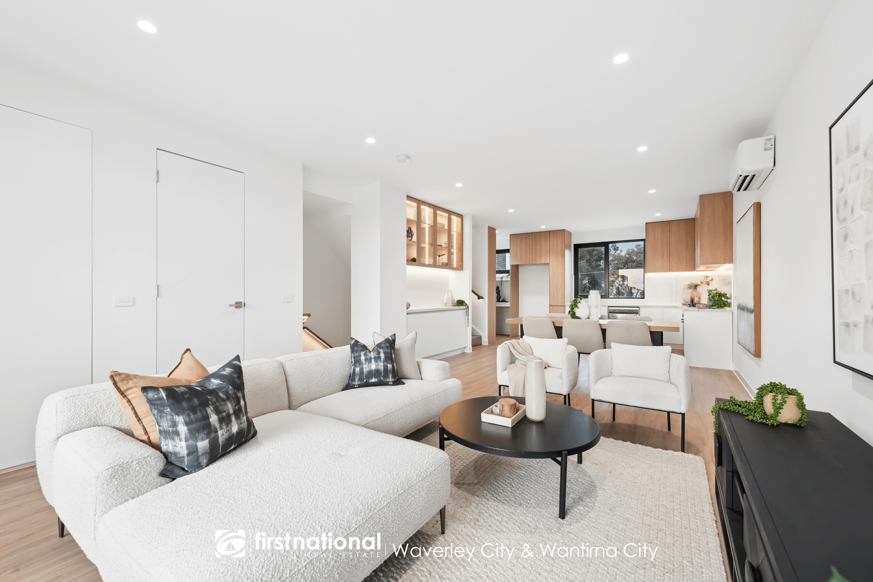 1-12/1118 Stud Road, Rowville