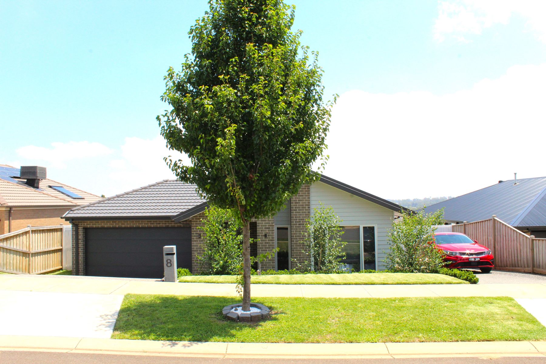 8 Timbertop Crescent, Drouin