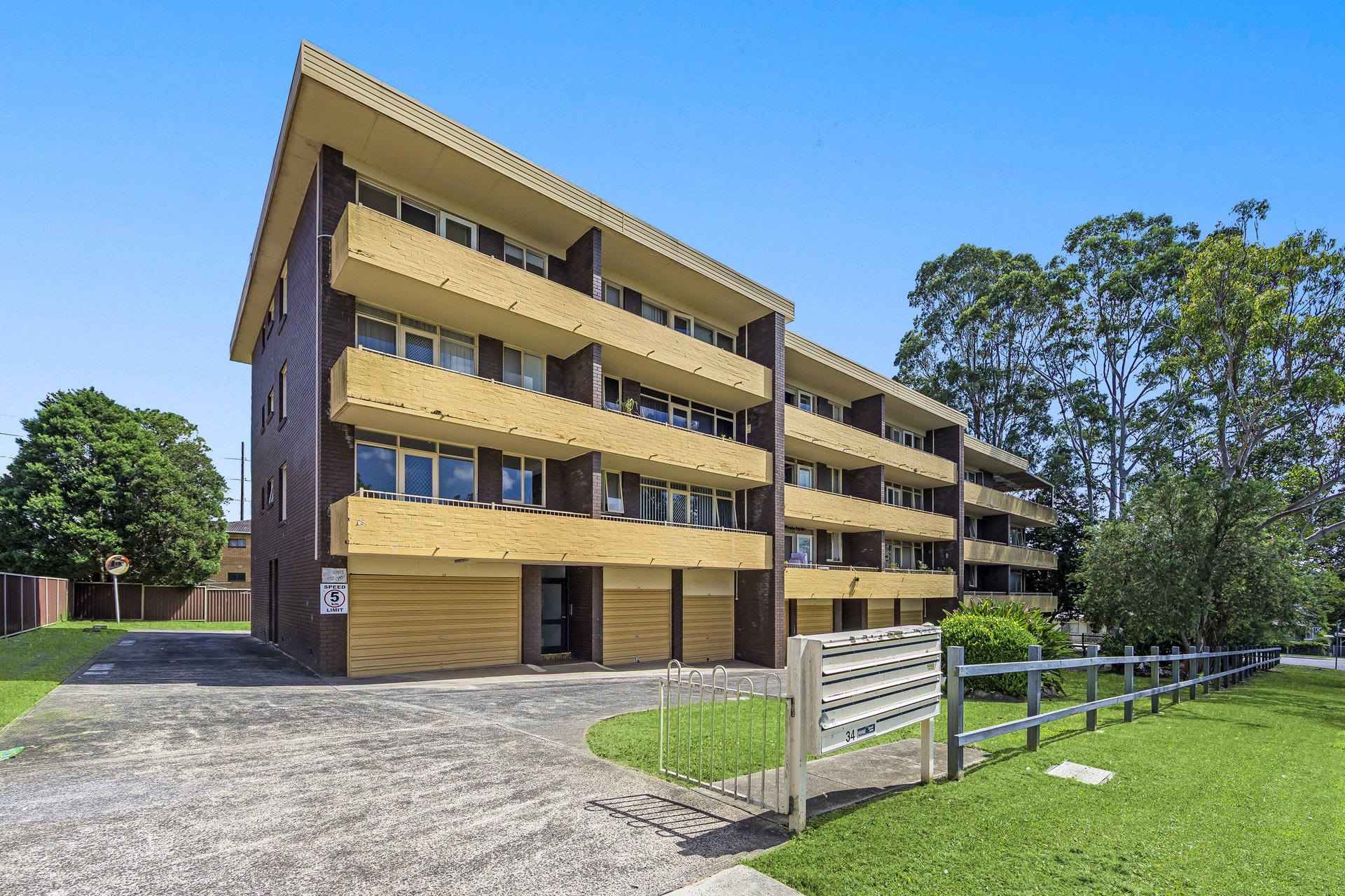2/34 Byron Street, Wyong