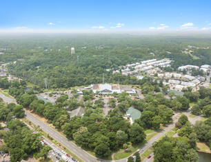 Litchfield Market Village