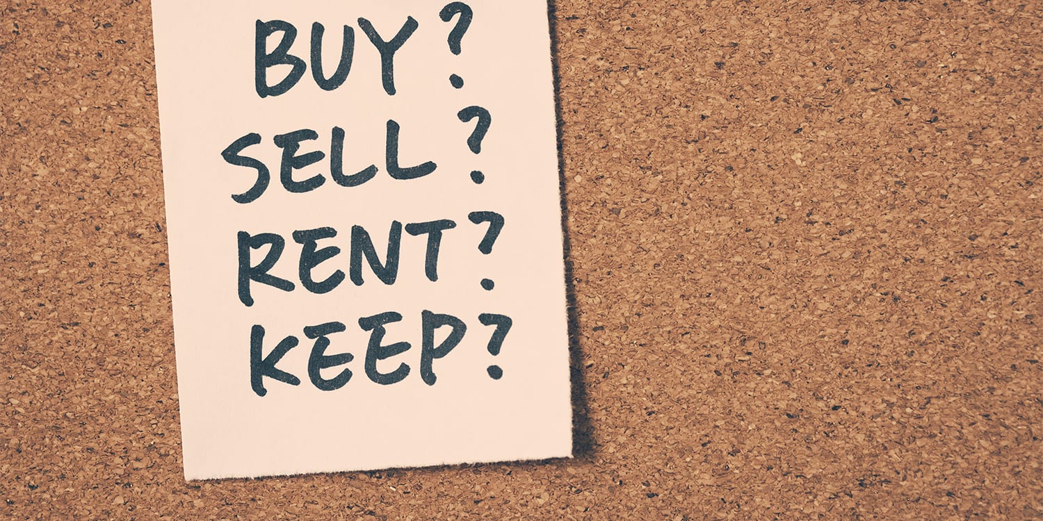 Real estate investor not deciding between renting and flipping.
