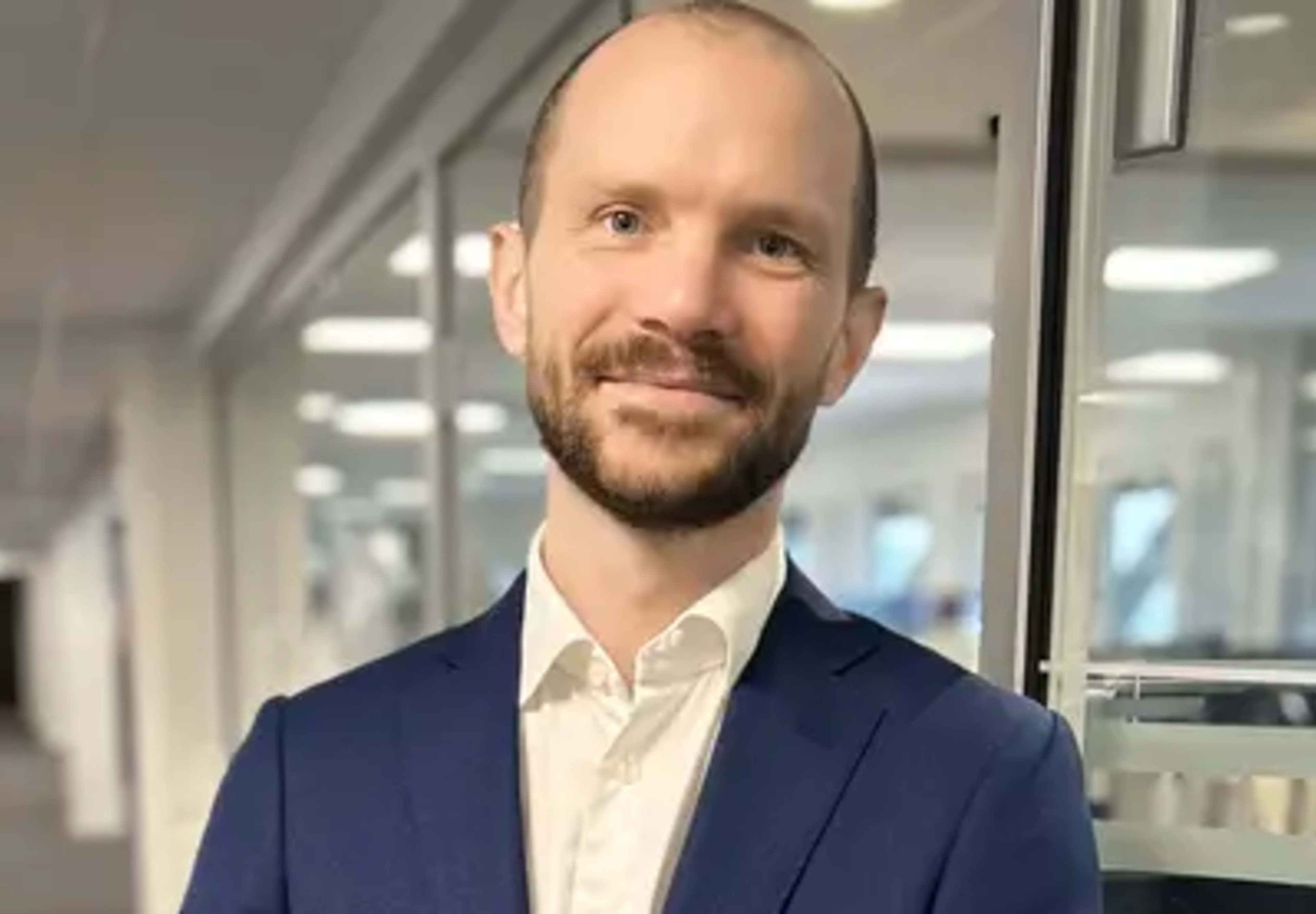 Alternative text is missing