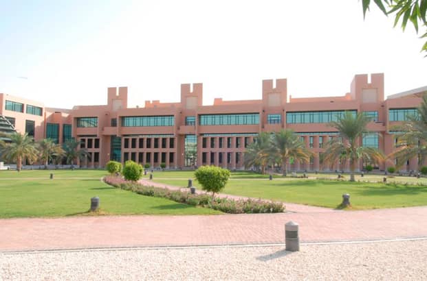 Teaching Facility & Student Activity Center at UAE ...