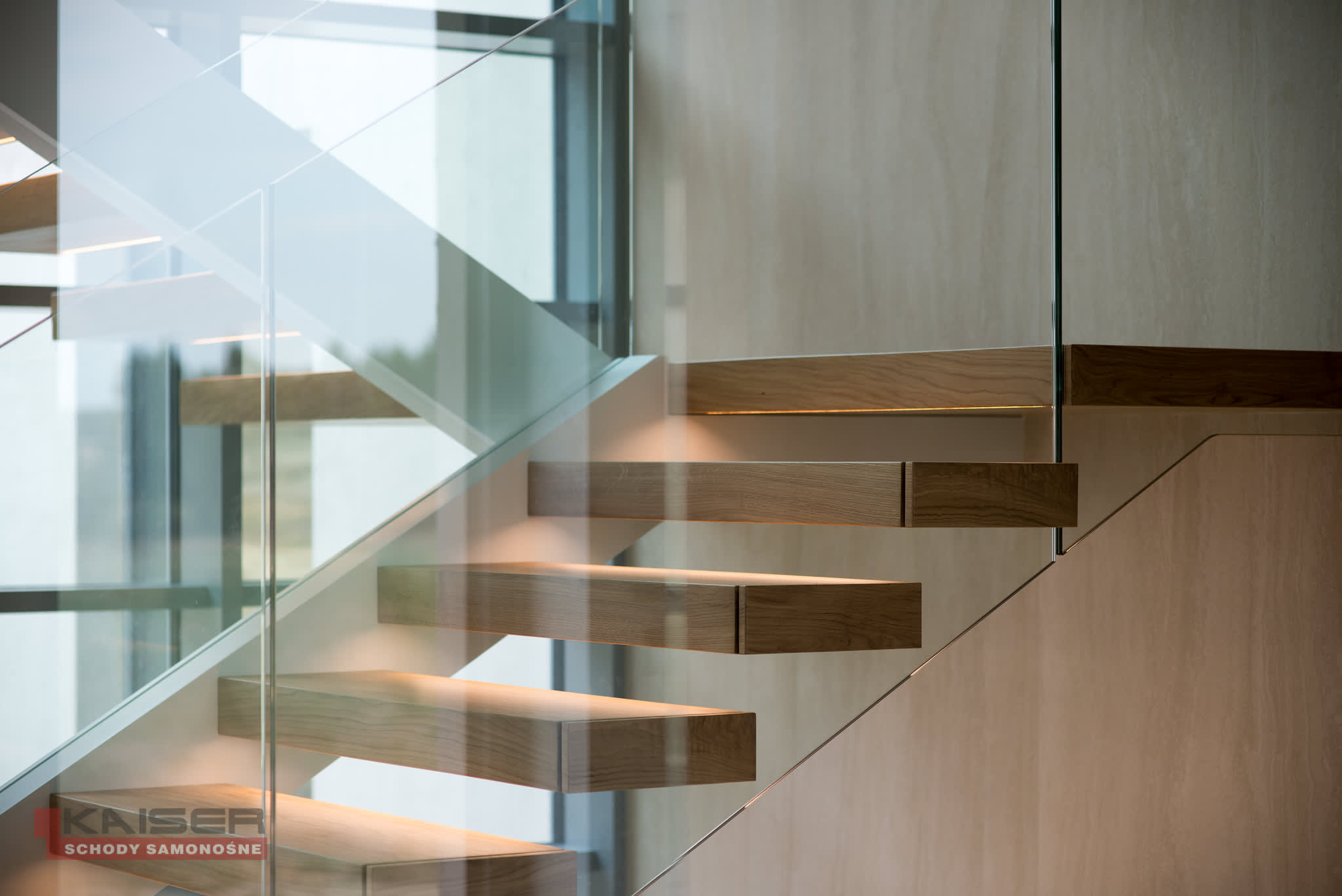 Floating Stairs - Side Profile | ProTenders