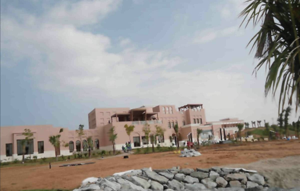 The Royal Court Of Bahrain Protenders