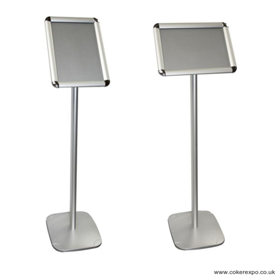 Sign post A3 and A4 tilted landscape or portrait