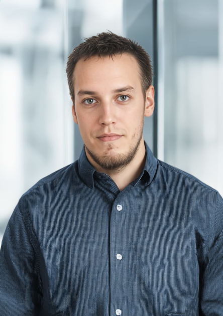 Márk Ö.