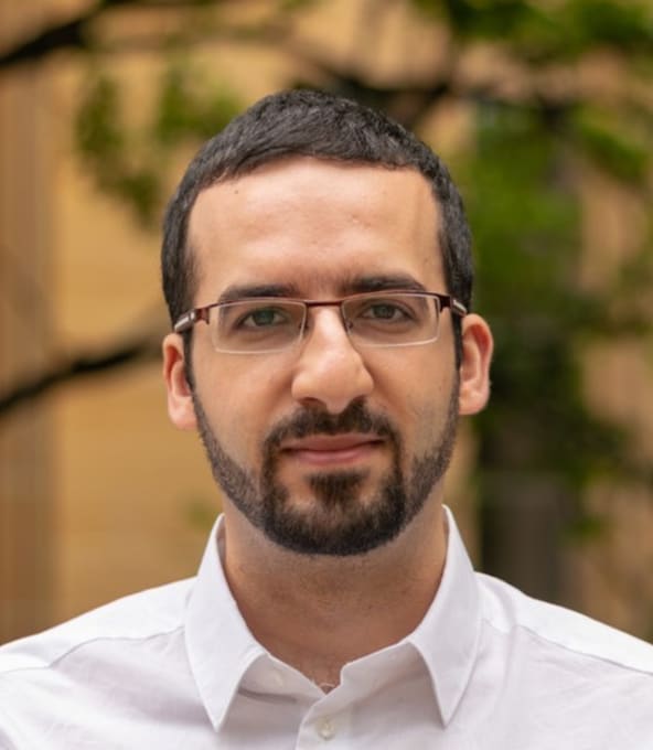 Hussain BackendEntwickler