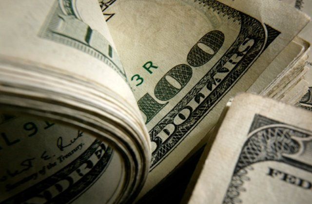  How to Save Your First $1,000 Fast (Canadian Edition)