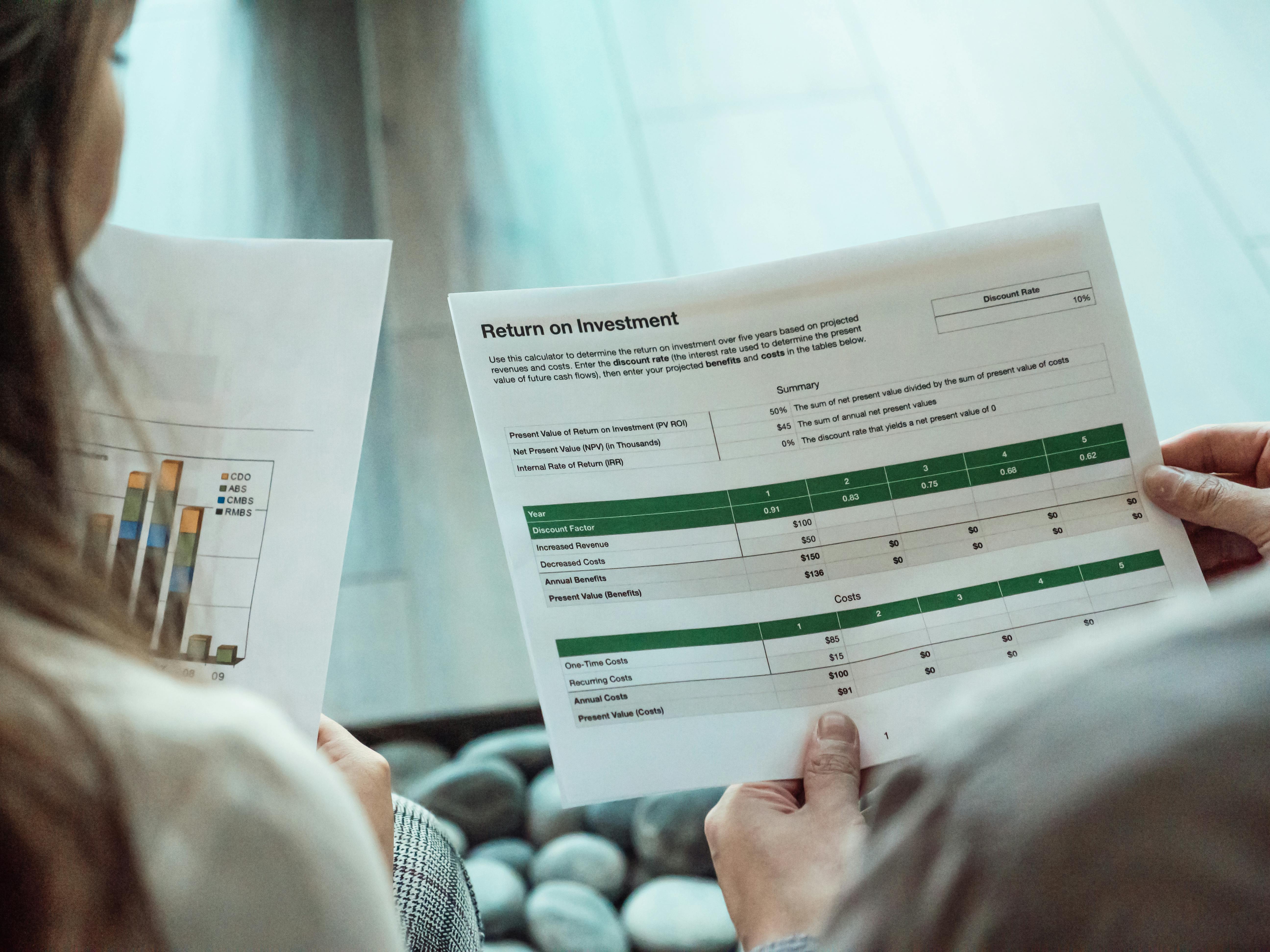 TFSA vs RRSP: Which Should You Choose in 2025? (And Why You Might Need Both)
