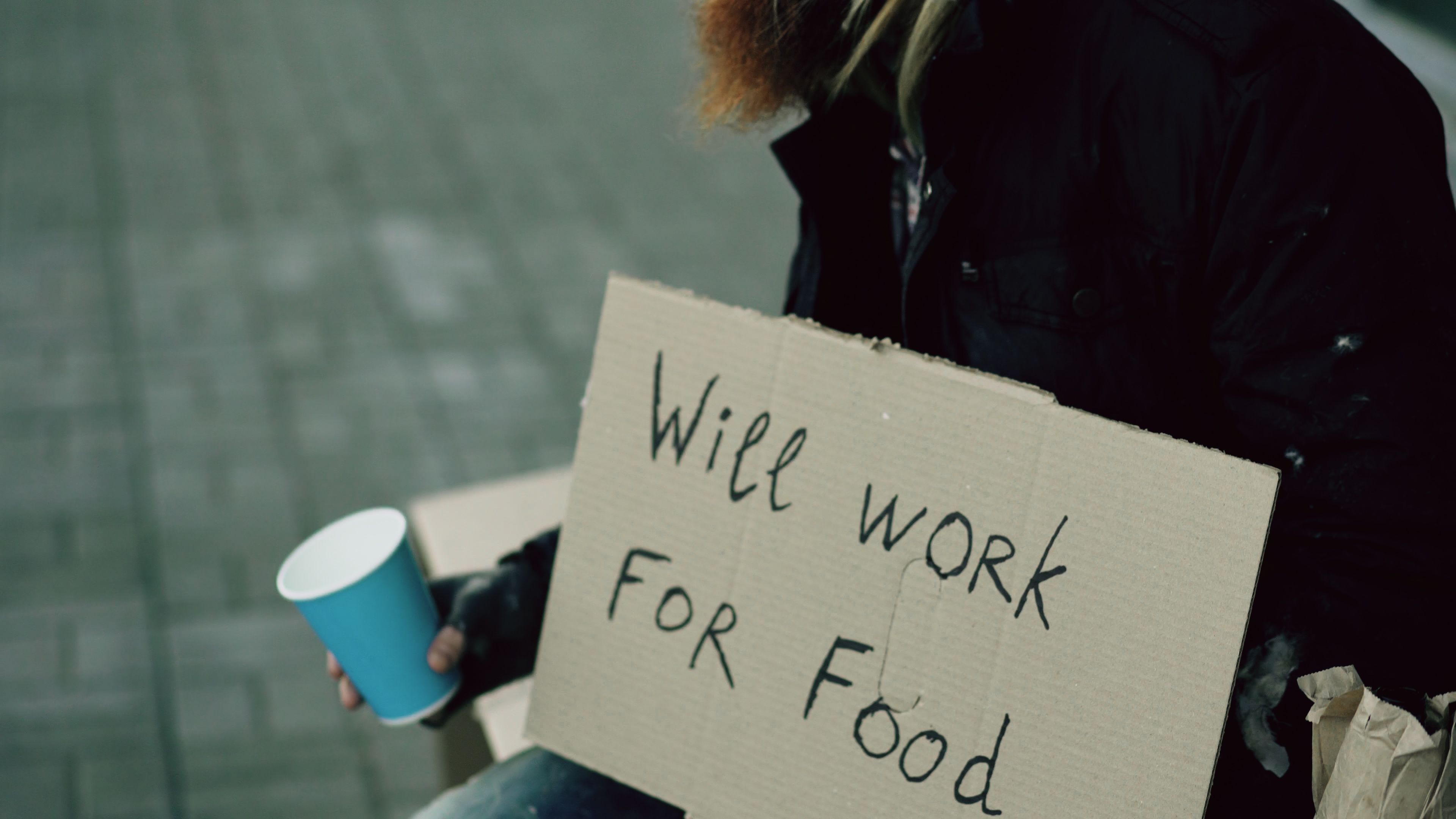 The Financial Habits Canadians Should Stop Pretending Are Helping Them