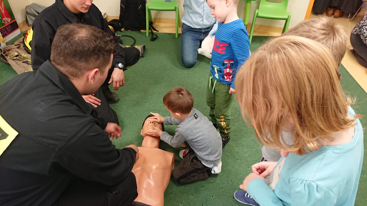 Osoby podczas wydarzenia pt.Wizyta strażaków