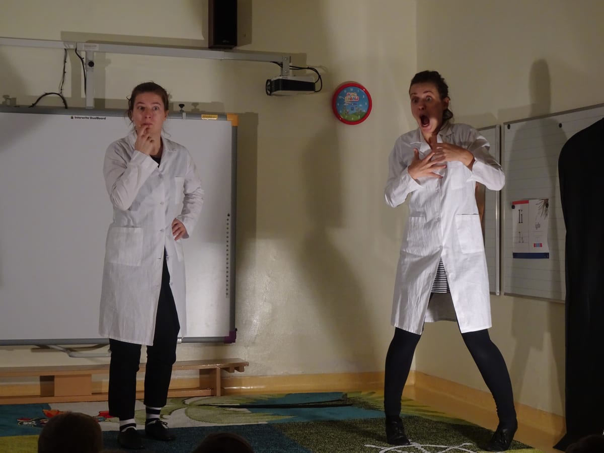 Osoby podczas wydarzenia pt.Koncert - "Teatr mimu"