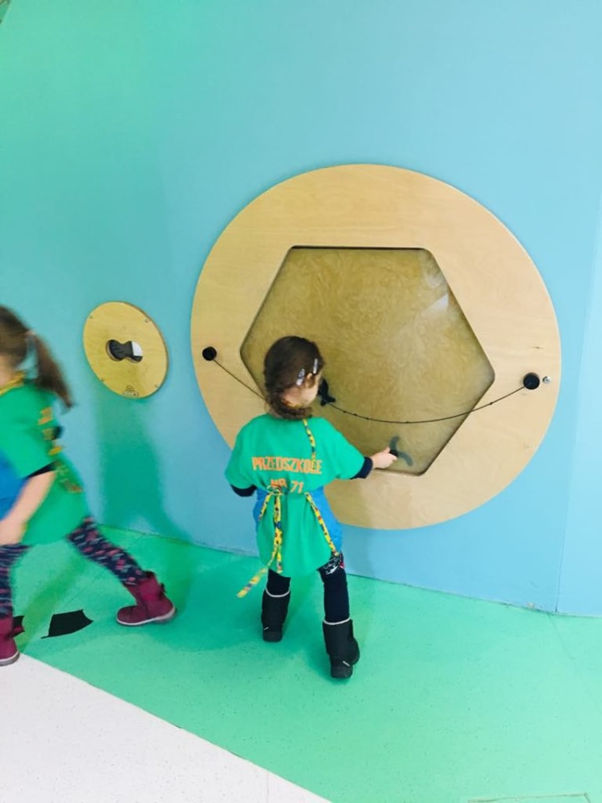 Osoby podczas wydarzenia pt.Wycieczka do Centrum Nauki Kopernika - Tygryski