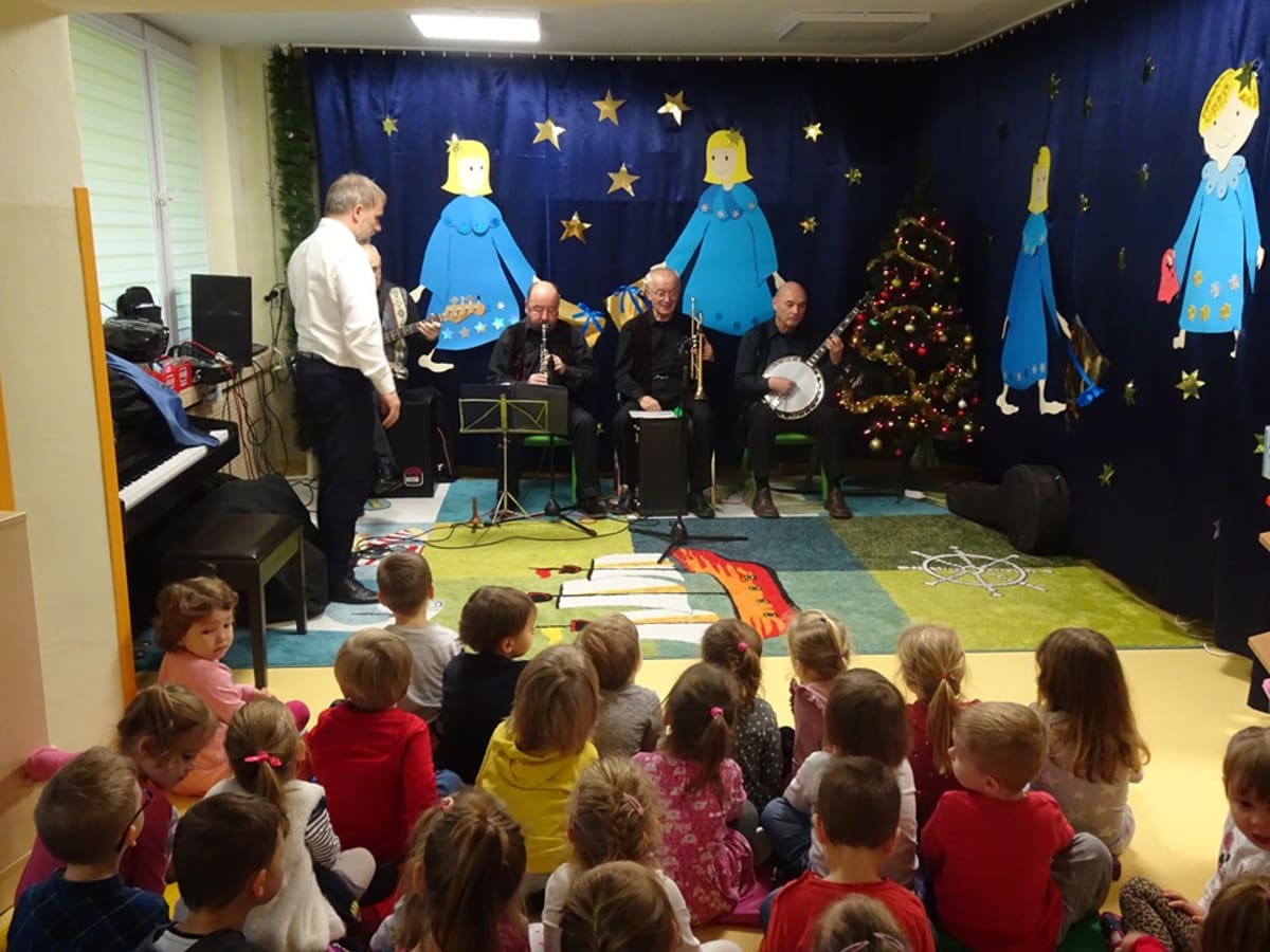 Osoby podczas wydarzenia pt.Koncert - "Korzenie jazzu"