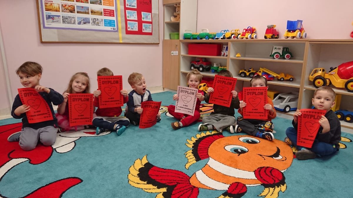 Miniaturka zdjęcia obrazującego osoby podczas wydarzenia pt.Walentynki