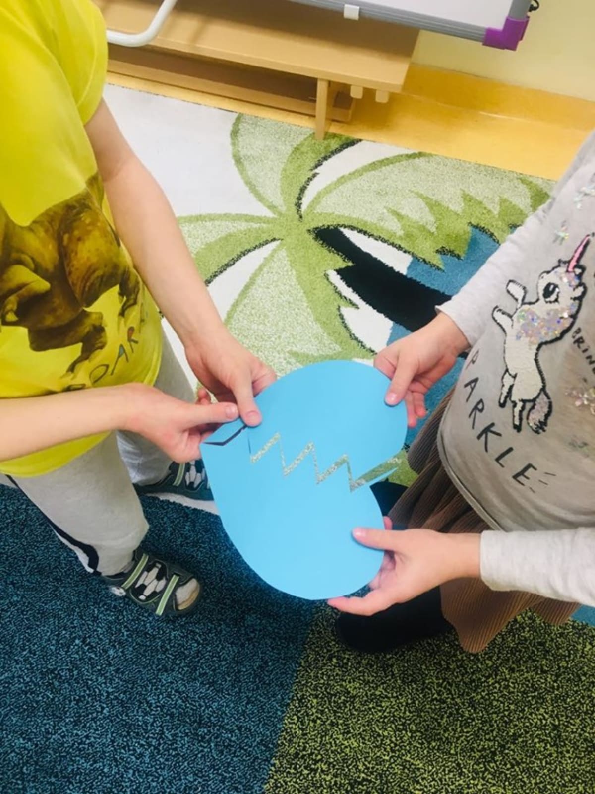 Miniaturka zdjęcia obrazującego osoby podczas wydarzenia pt.Walentynki