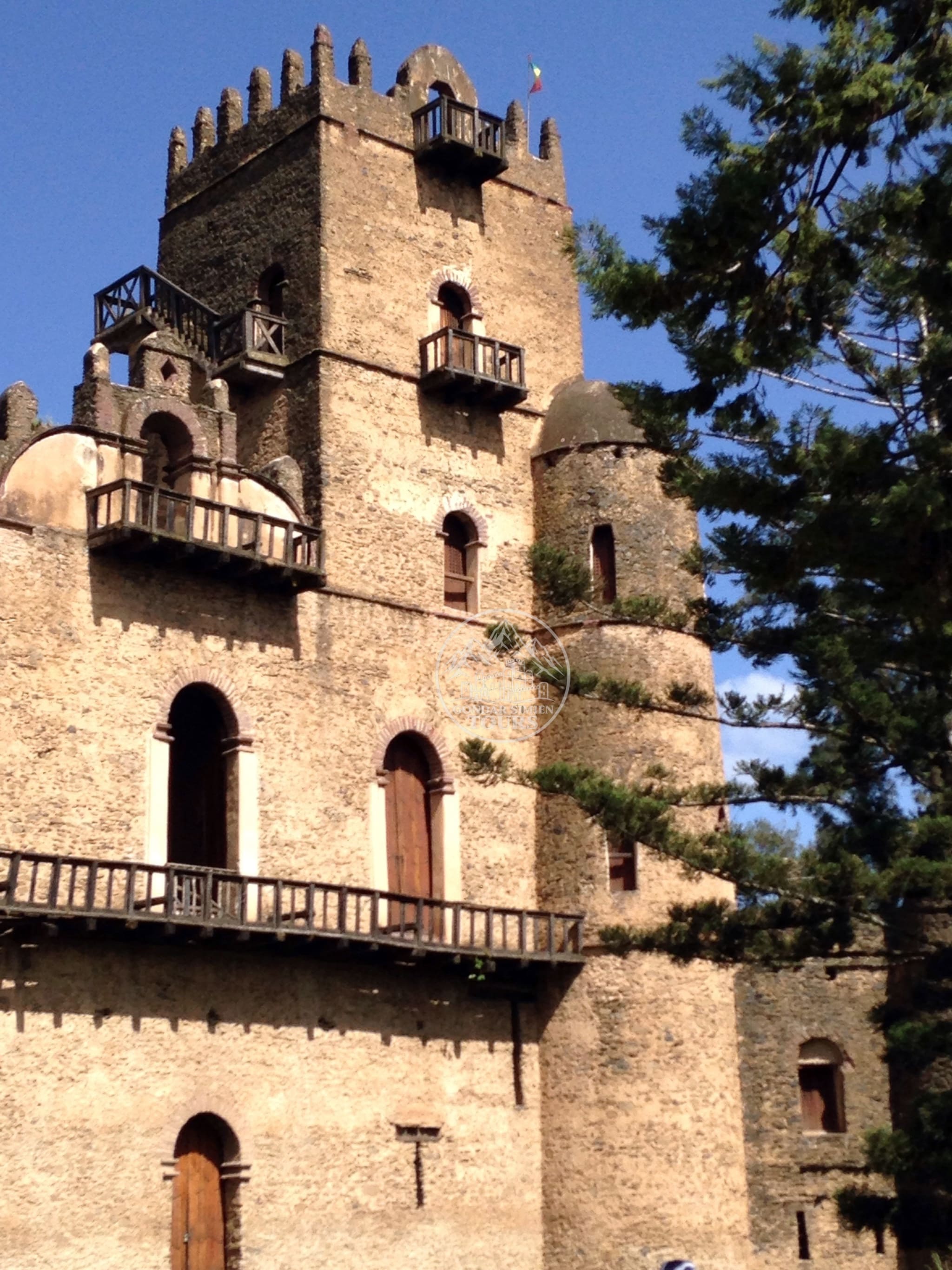 Gondar in seiner historischen Hochlandlandschaft