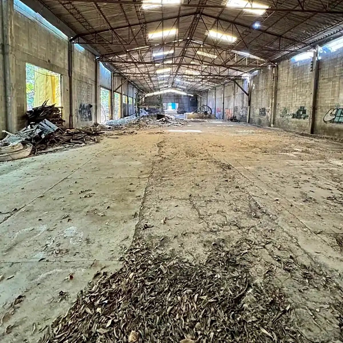 Nave Industrial y Terreno con Grúa Viajera en Venta o Renta en Atizapán - fotografía 4