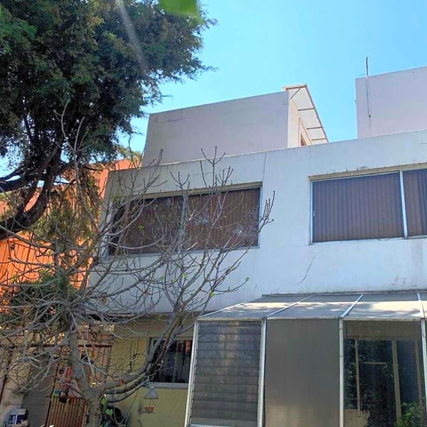 Casa de Lujo en venta o renta con Amplio Jardín en Lomas del Olivo Huixquilucan 